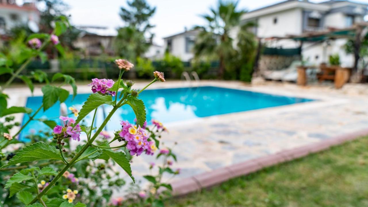 Spacious Villa With Sea And Mountain View Kemer Exterior photo